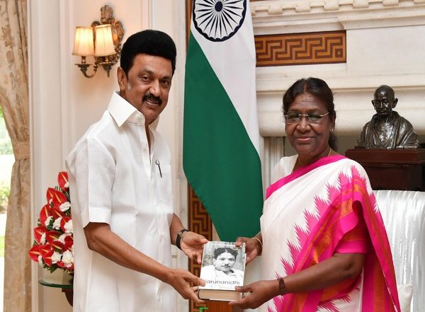 Tamil Nadu CM MK Stalin Meets President Droupadi Murmu in Delhi, Invites Her To Inaugurate Hospital in Chennai