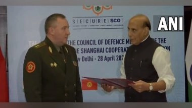 World News | Union Defence Minister Rajnath Singh Holds Bilateral Meeting with His Belarusian Counterpart Viktor Khrenin