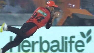 'Acrobatic' Aiden Markram Takes Stunning Catch to Dismiss Suryakumar Yadav During SRH vs MI IPL 2023 Match (Watch Video)