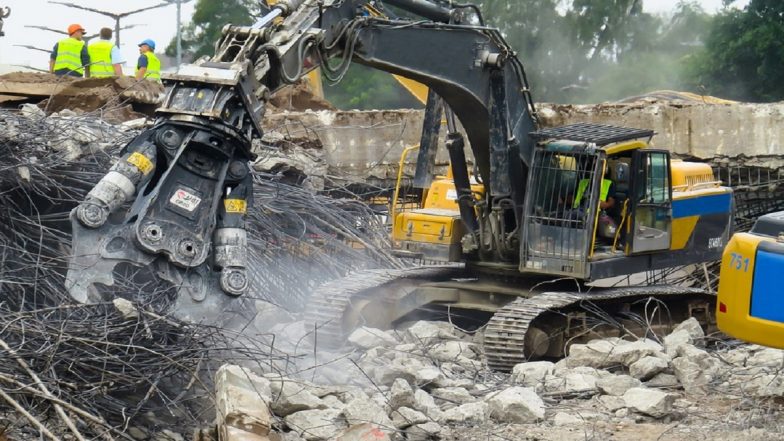 Delhi Building Collapse: Building Collapses Opposite Metro Pillar Number 448 in Tagore Garden Area, No Casualties Reported