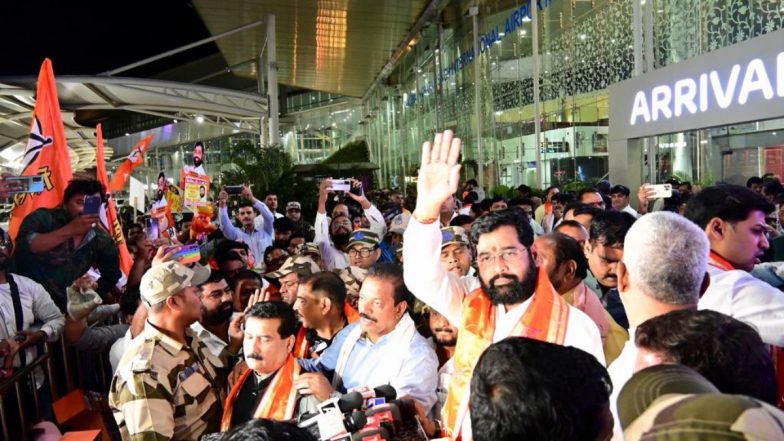 Eknath Shinde in Ayodhya: Maharashtra CM with Shiv Sena MPs and MLAs to Visit Ram Mandir Today