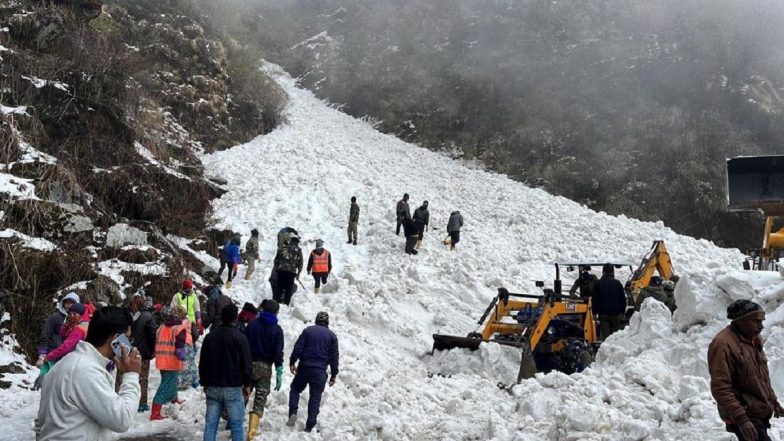 Sikkim Avalanche: Seven Persons Killed After Avalanche Hits Nathu La Mountain Pass, Rescue Operations Underway As Many Feared Trapped (Watch Video)
