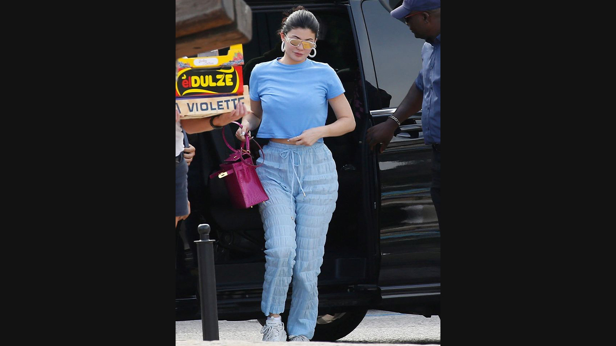 Kylie Jenner ❤️Street Style Looks 