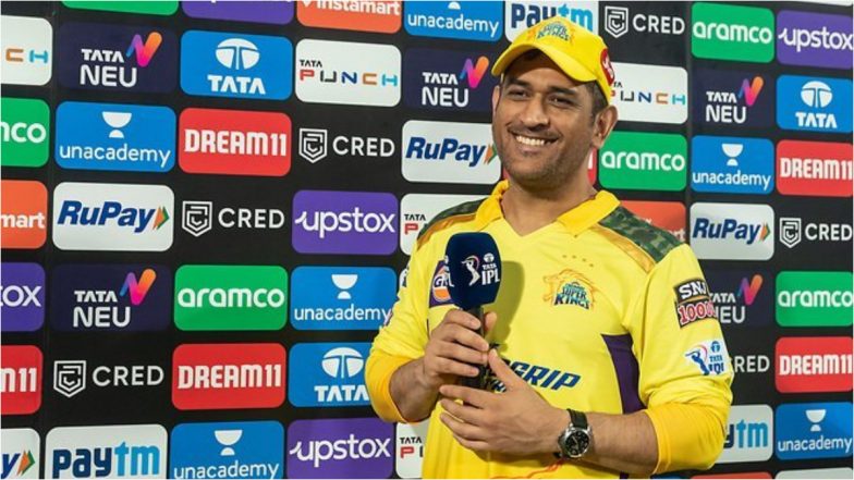 'It's the Last Phase of My Career' Fans Get Emotional As MS Dhoni Hints at Retirement During Presentation Ceremony After CSK vs SRH IPL 2023 Match