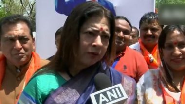 'Geedad Ikatthe Hokar Bhi Ladein Toh Sher Ka Muqabla Karte Hain Kya?': MoS Meenakashi Lekhi Takes Swipe at Opposition Unity Ahead of 2024 General Elections (Watch Video)