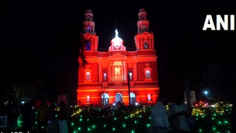 Easter 2023: Midnight Prayers Held in Churches Across India to Commemorate Resurrection of Jesus Christ (Watch Videos) | LatestLY