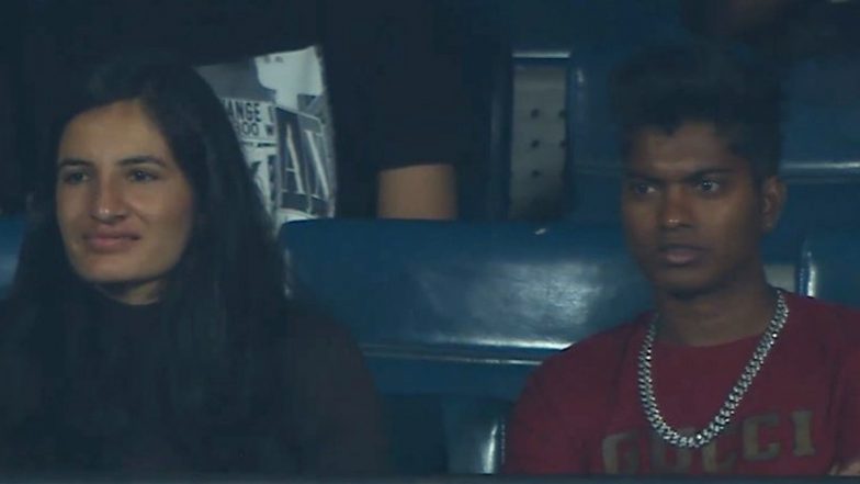 Indian Women’s Cricketers Renuka Singh Thakur, Pooja Vastrakar Attend RCB vs KKR IPL 2023 Match At M Chinnaswamy Stadium