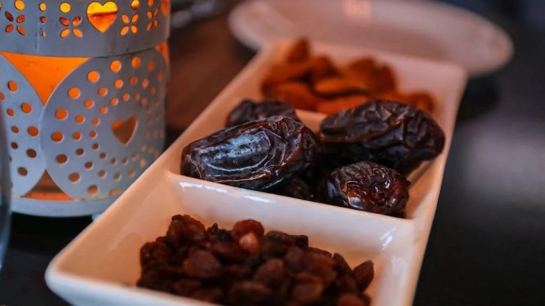 Ramadan 2023 Time Table: Sehri and Iftar Timings for 14th Roza of Ramzan on April 6 in Mumbai, Kolkata, Lucknow, Delhi and Other Cities of India