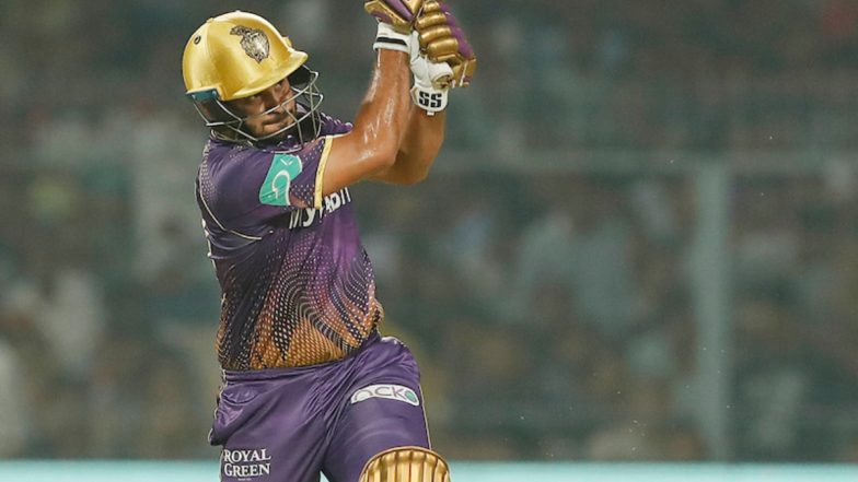 'Lord Shardul Came Out of Syllabus' Netizens React to Shardul Thakur's Blistering Maiden IPL Fifty During KKR vs RCB Match in IPL 2023