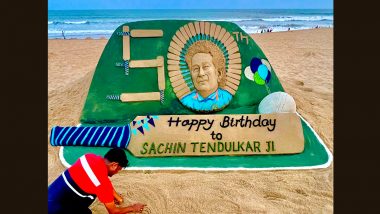 Happy Birthday Sachin Tendulkar: Sand Artist Sudarsan Pattnaik Makes Sculpture With 50 Sand Cricket Bats to Wish Master Blaster on His 50th Birthday