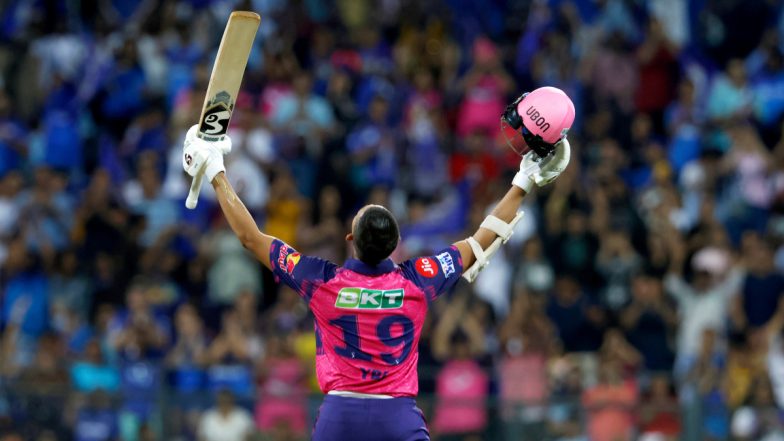 'Future Star of Indian Cricket' Netizens in Awe of Yashasvi Jaiswal After Rajasthan Royals Opener Scores Maiden IPL Hundred