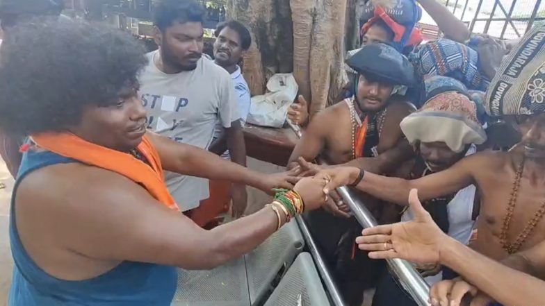 Yogi Babu Visits Sabarimala Temple, Video of Yaanai Mugathaan Actor Greeting Fans Goes Viral – WATCH