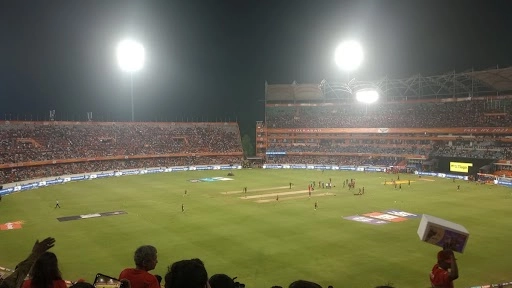 SRH vs RCB, Hyderabad Weather, Rain Forecast and Pitch Report: Here’s How Weather Will Behave for Sunrisers Hyderabad vs Royal Challengers Bangalore IPL 2023 Clash at Rajiv Gandhi International Stadium