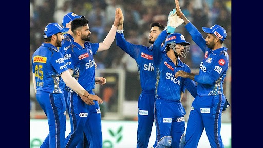 Mumbai Indians Become Fourth Team to Qualify for IPL 2023 Playoffs After Gujarat Titans Defeat Royal Challengers Bangalore