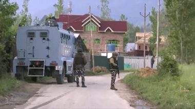 Jammu and Kashmir: Another Encounter Between Terrorists and Security Forces in Baramulla (Watch Video)