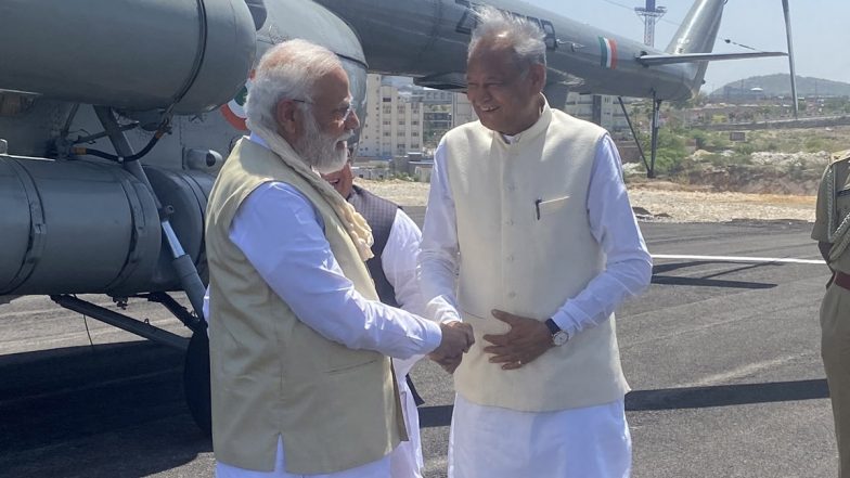 PM Narendra Modi Reaches Nathdwara in Rajasthan, to Lay Foundation Stone of Infrastructure Projects (See Pics)