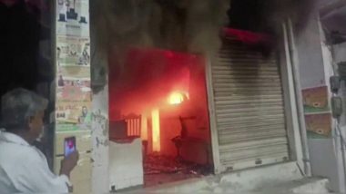 Uttar Pradesh Fire: Blaze Erupts at Pharmacy Store in Mathura, No Causalities Reported (See Pics)