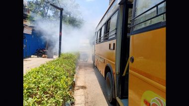 Thane: Moving Bus Catches Fire Due to Short Circuit at Kharegaon in Kalwa, 15 Passengers Rescued