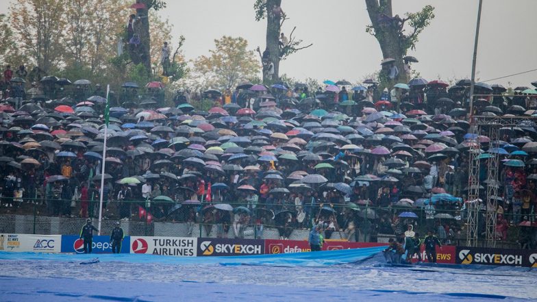 Nepal Fans Wait in Rain for ACC Premier Cup 2023 Final Cricket Match Against UAE to Resume, Picture Goes Viral