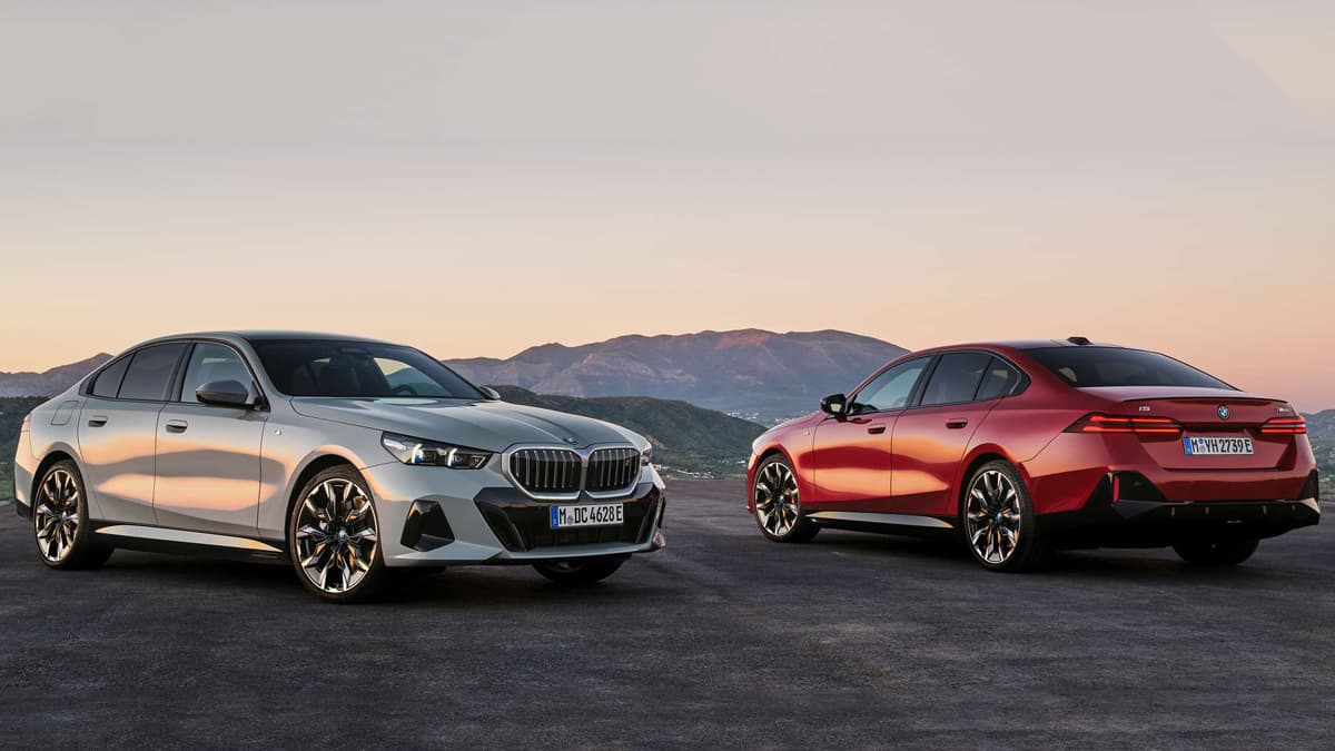 auto-news-bmw-5-series-2024-and-all-new-all-electric-i5-unveiled-with