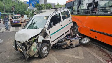 Delhi Road Accident: DTC Bus Driver Loses Control, Hits Five Vehicles in New Friends Colony; One Dead, Five Injured (See Pics)