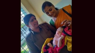 Delivery on Bus in Karnataka: KSRTC Bus Conductor Helps Pregnant Woman Deliver Baby in Public Transport Vehicle