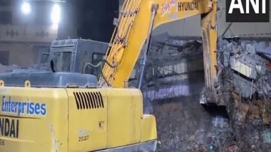 India News | Bhiwandi Building Collapse: Two Labourers Feared Trapped Under Debris, Rescue Operation Underway