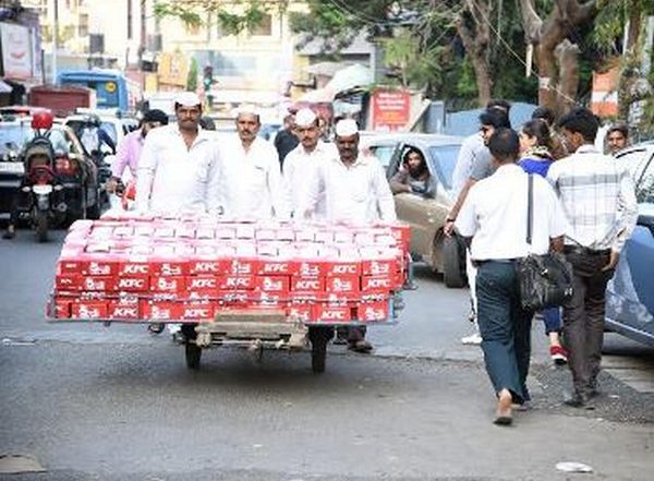 King Charles III Coronation Ceremony: Mumbai Dabbawalas Buy These Gifts for British Monarch