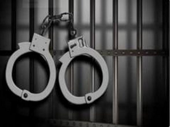 India News | Three Arrested for Armed Robbery Case in Delhi's Mukarba Chowk - Vimarsana News