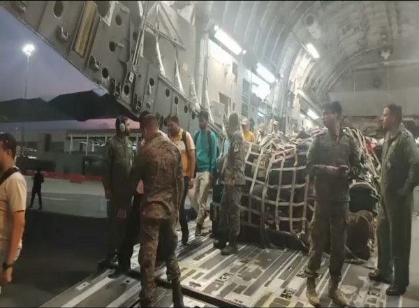 World News | IAF C-17 Undertakes 24-hour Special Tactical Operation to Rescue Indians from Sudan
