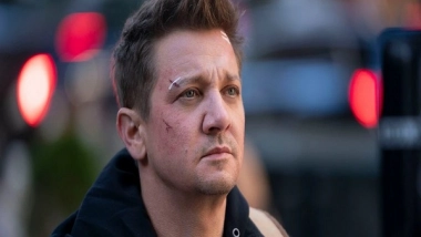 Entertainment News | Jeremy Renner Shares Health Updates in Instagram Videos, Ryan Reynolds Shows Him Support