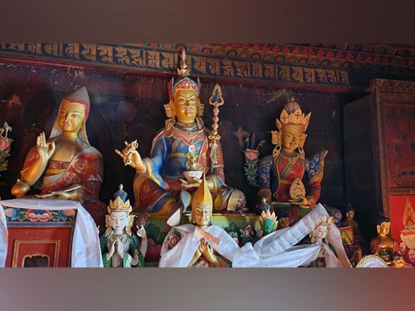 India News | Indian Army Joins Locals for Buddha Purnima at Tak Tsang Gompa in Arunachal - Vimarsana News