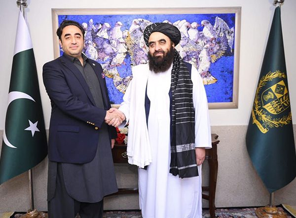 World News | Taliban and Pakistan Agree to Promote Trade, Security Cooperation