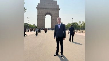 World News | Israeli Foreign Minister Eli Cohen Launches World on Wheels Project for Digital Literacy