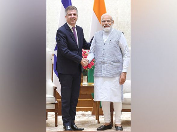 World News | Israeli Foreign Minister Eli Cohen Meets PM Modi, Discusses Strengthening of Strategic Relations - Vimarsana News