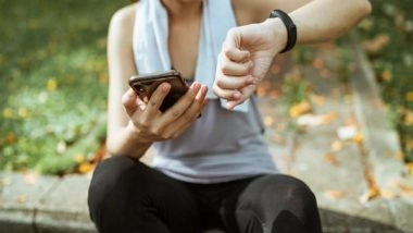 Health News | Smartwatches Could Detect Higher Risk of Heart Failure: Study