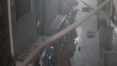 India News | Woman Sets Bike on Fire in Delhi; Later Caught by Police