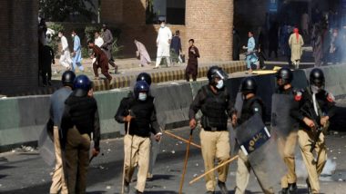 World News | Pakistan: Punjab Police Arrests 540 More Leaders, Workers of Imran Khan's Party over Violence