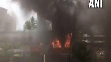 India News | Karnataka: Fire Breaks out at Sports Shop in Mangaluru