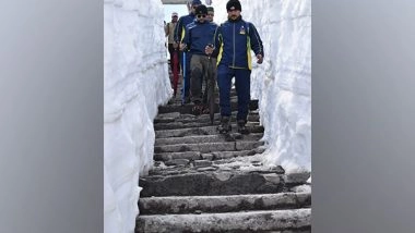 India News | Uttarakhand: Chamoli DM Walks for 18 Km, Takes Stock of Preparations for Hemkund Sahib Yatra