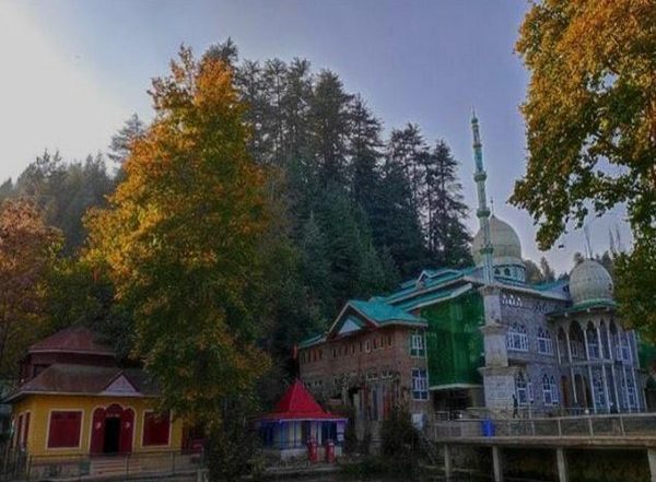 Unity in Diversity: Grand Mosque and Hindu Temple Share Common Yard in Kashmir's Trehgam Village