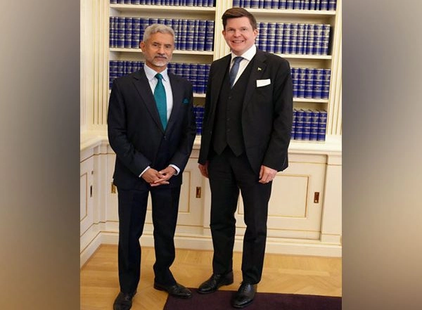 World News | Jaishankar Meets Swedish Parliament Speaker Andreas Norlen in Stockholm