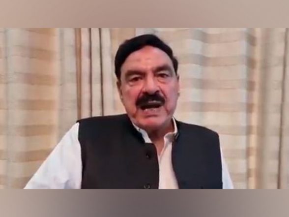 World News | Pakistan: Police Raid Ex-federal Minister Sheikh Rasheed Ahmed's House, Fail to Arrest Him - Vimarsana News