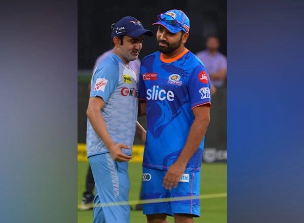 Sports News | Watch: Rohit Sharma, Gautam Gambhir All Smiles Ahead of LSG-MI Encounter