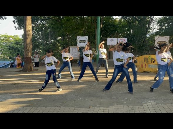 Business News | Karnavat Classes Launches 'No Mobile, Go Mobile' Campaign to Raise Awareness of Mobile Addiction Among Indian Adolescents - Vimarsana News