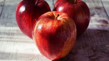 India News | Govt Introduces Minimum Import Price for Apples in J-K to Support Local Growers