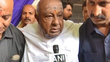 India News | Former PM HD Devegowda Offers Prayers at Sri Lakshmi Venkateshwara Temple on His 90th Birthday