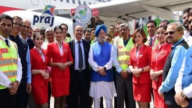 Business News | Centre Plans to Make Norm for Using 1 Pc Sustainable Aviation Fuel for Nationwide Operations by 2025: Hardeep Puri