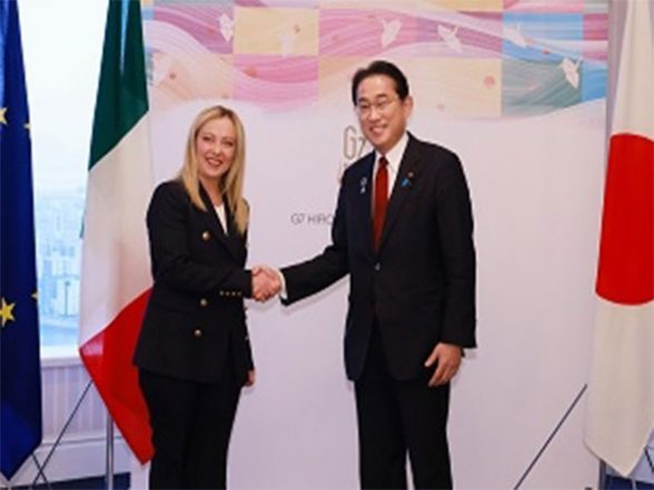 World News | Japanese PM Kishida, Italian Counterpart Meloni Welcome Progress of Cooperation in Security and Defence - Vimarsana News