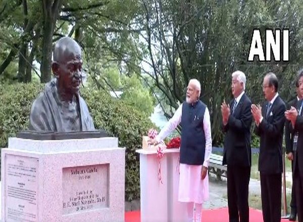 World News | Gandhian Ideals of Peace, Harmony Reverberate Globally and Give Strength to Millions: PM Modi in Hiroshima